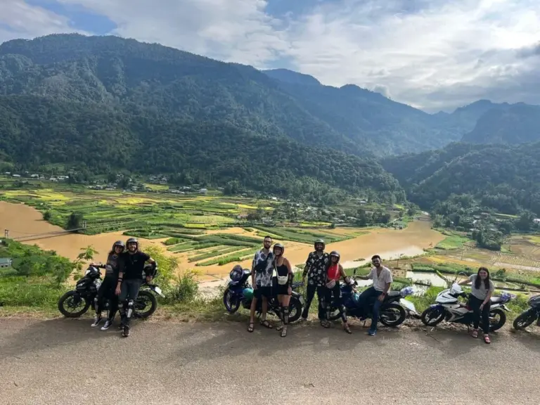 Ha Giang Loop 4-Day Tour with Extra Night & Pickup